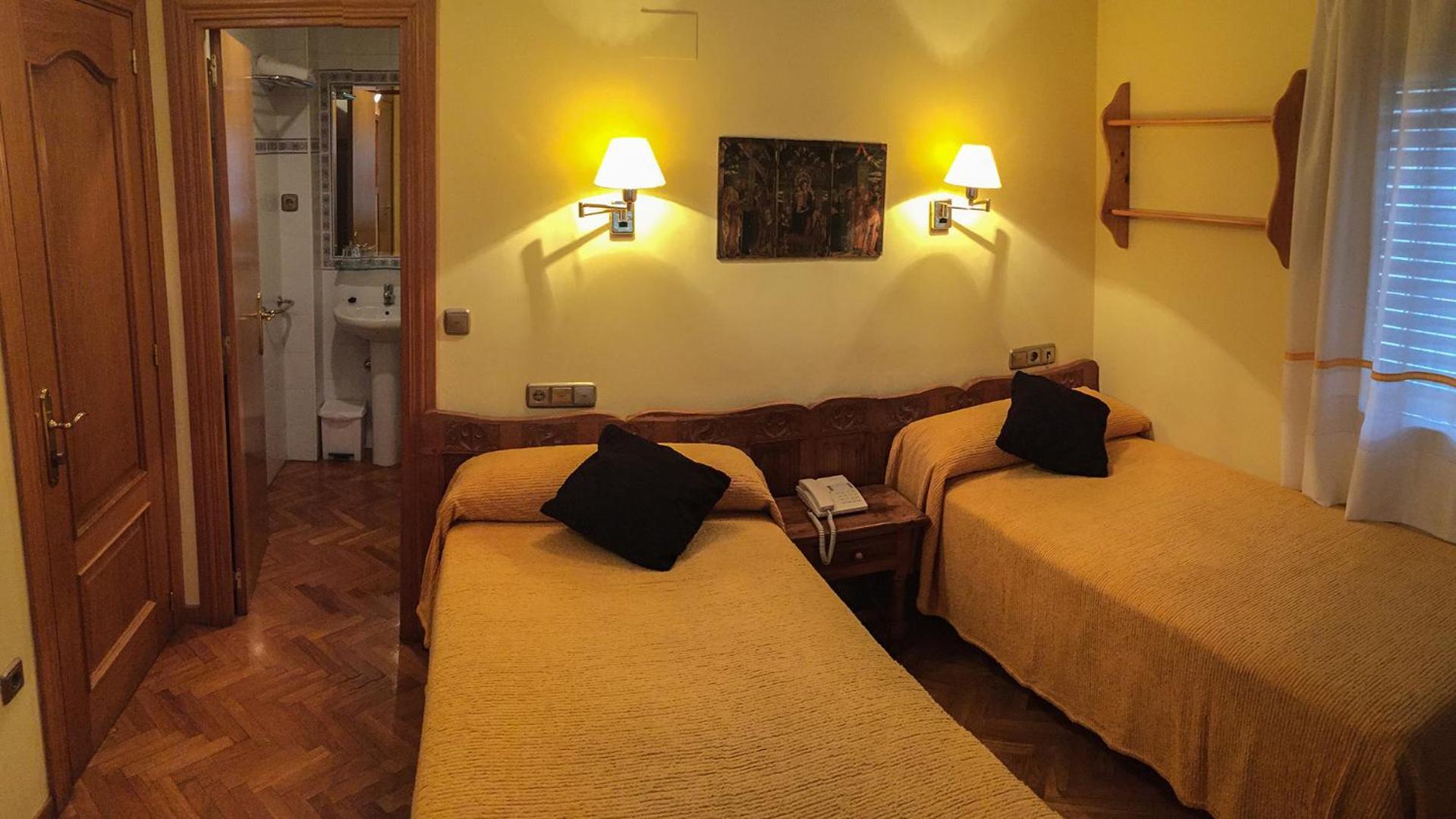 Hotel A Nieu Jaca Extérieur photo