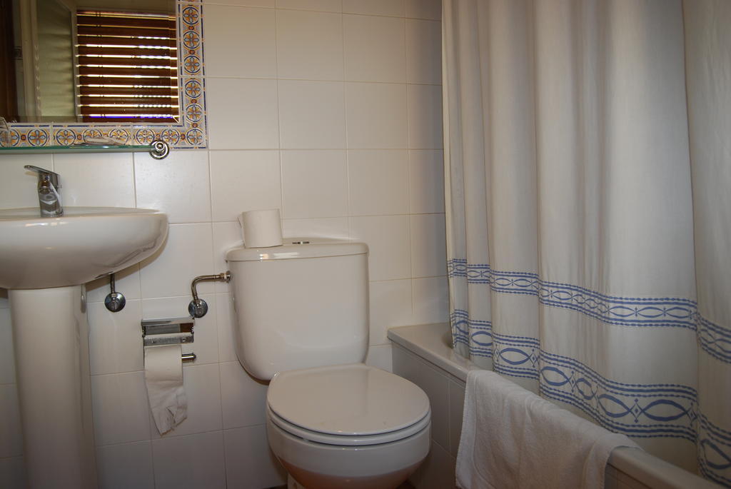 Hotel A Nieu Jaca Extérieur photo
