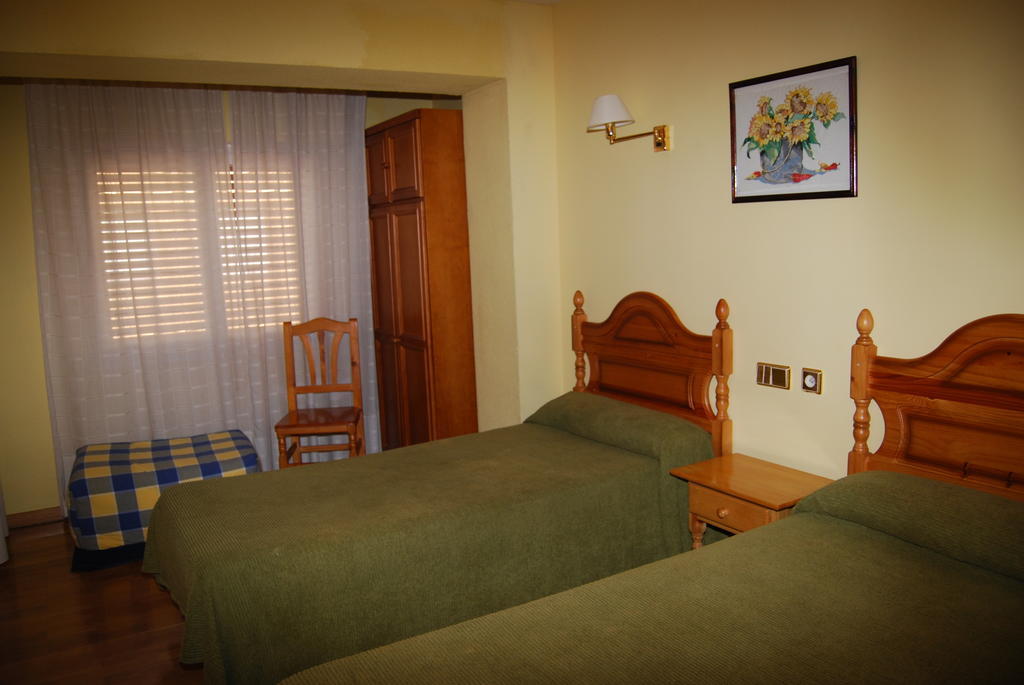 Hotel A Nieu Jaca Chambre photo